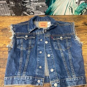 Levi’s kids 4t vest